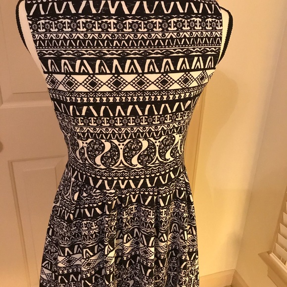 Mi a m I sundress. Size medium - Picture 4 of 5